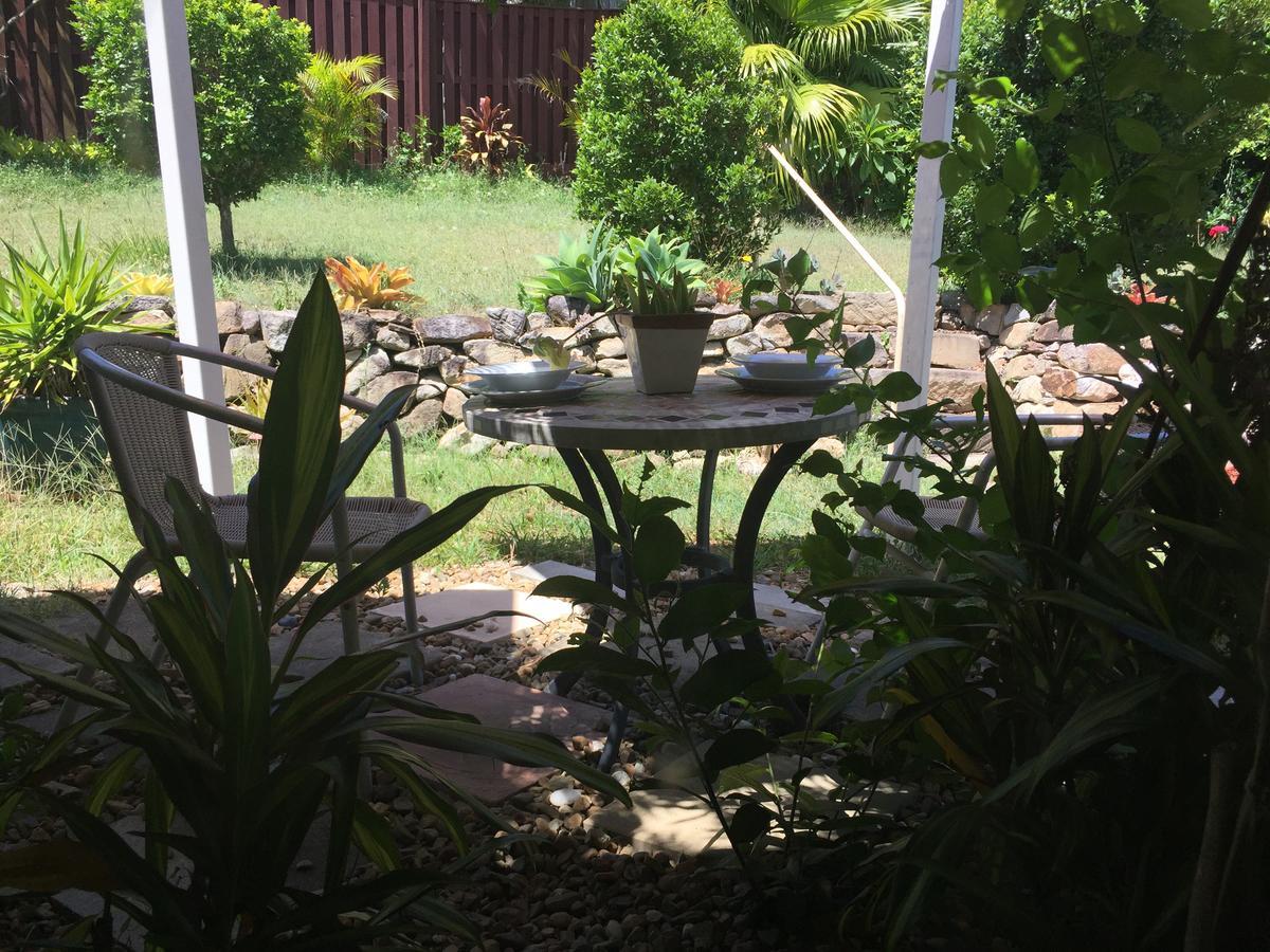 Theme Parks Amituofo Homestay Gold Coast Zimmer foto