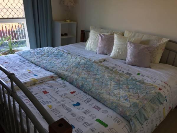 Theme Parks Amituofo Homestay Gold Coast Exterior foto